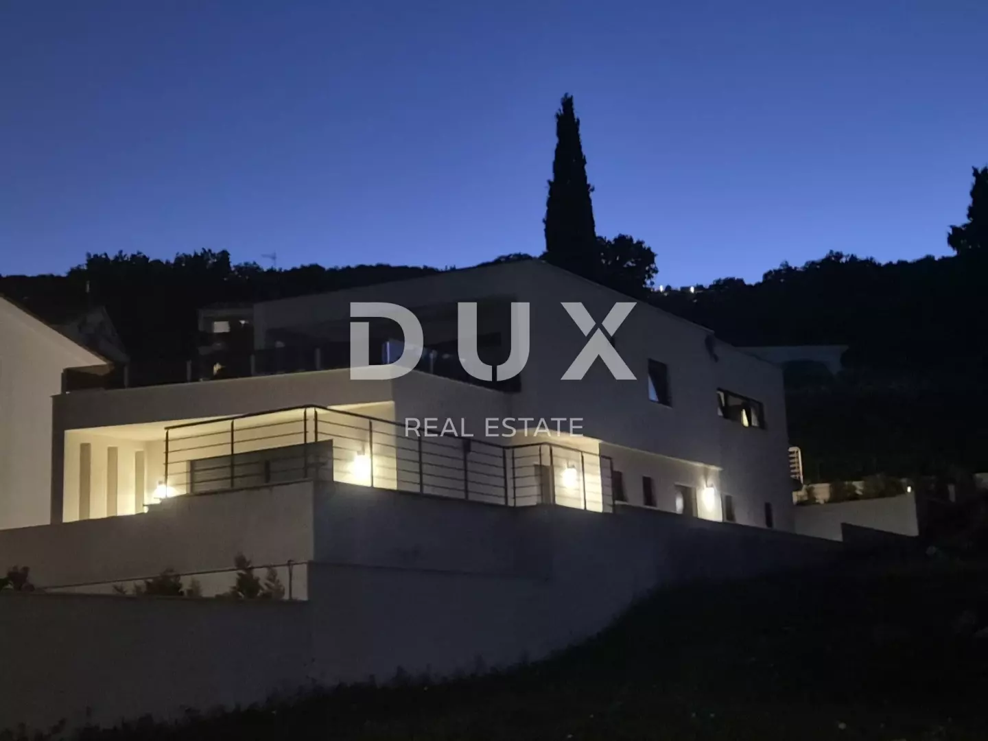 5-bedroom Villa In Lovran, Croatia (298 M²)