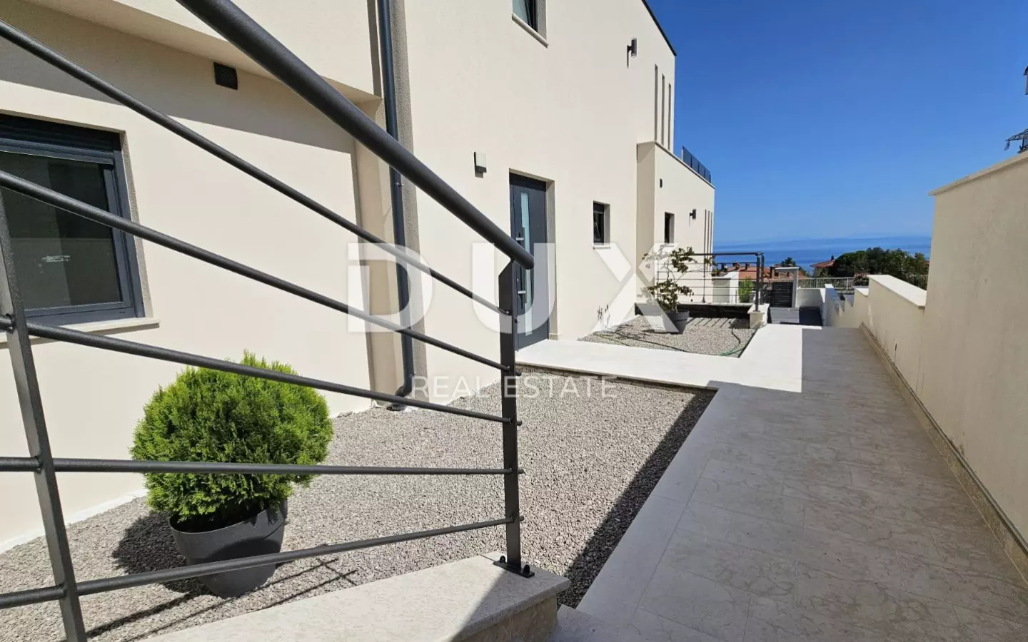 5-bedroom Villa In Lovran, Croatia (298 M²)