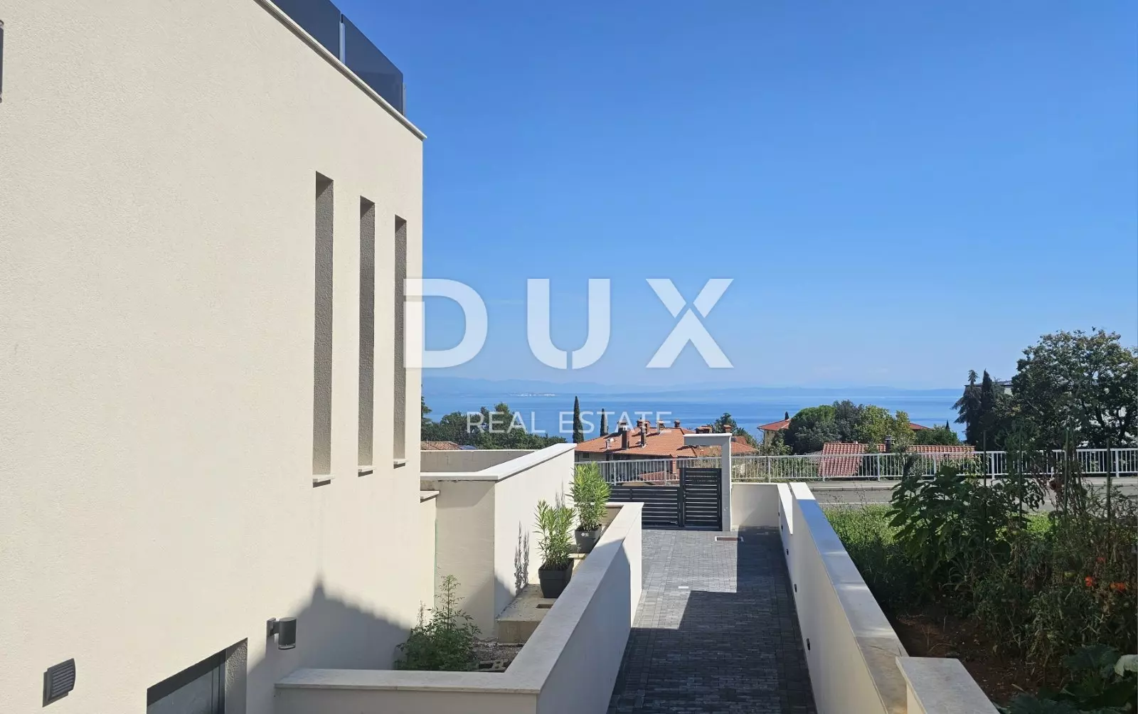 5-bedroom Villa In Lovran, Croatia (298 M²)
