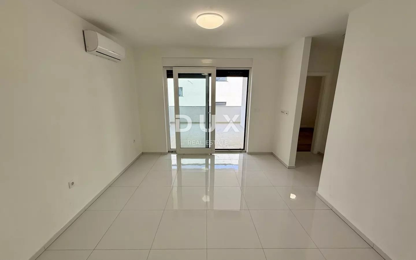 2-bedroom Apartment In Novi Vinodolski, Croatia (65 M²)
