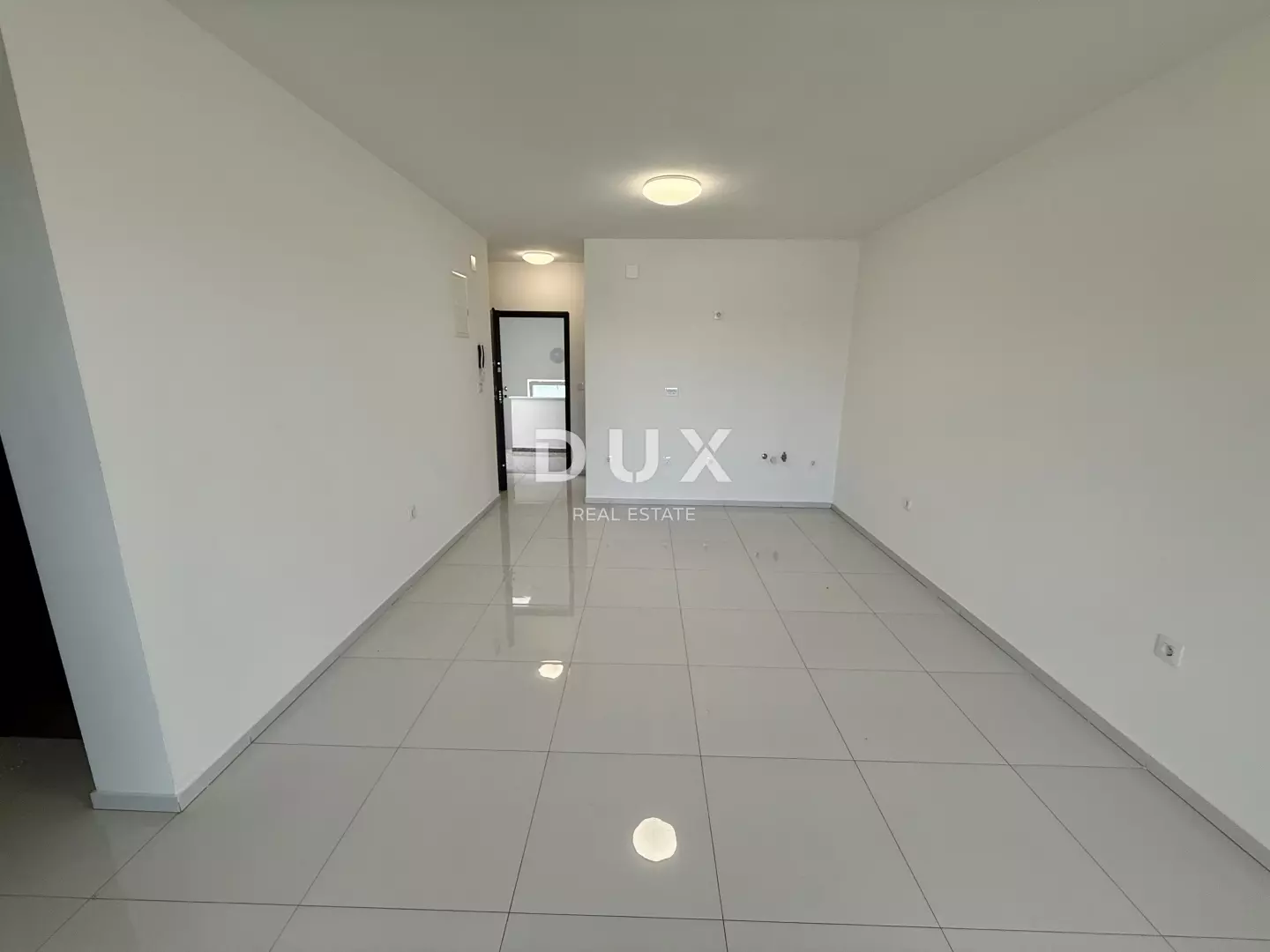 2-bedroom Apartment In Novi Vinodolski, Croatia (65 M²)
