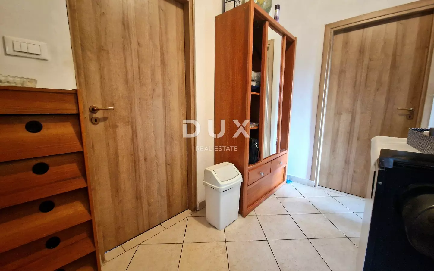 3-bedroom Apartment In Marinići, Croatia (92 M²)