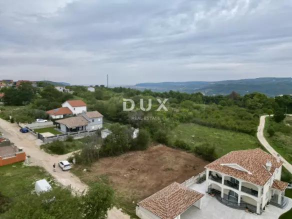 Land In Kaštel