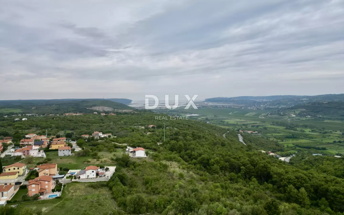 Land In Kaštel