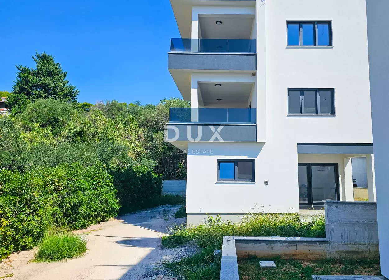 2-bedroom Apartment In Banjol, Croatia (99 M²)