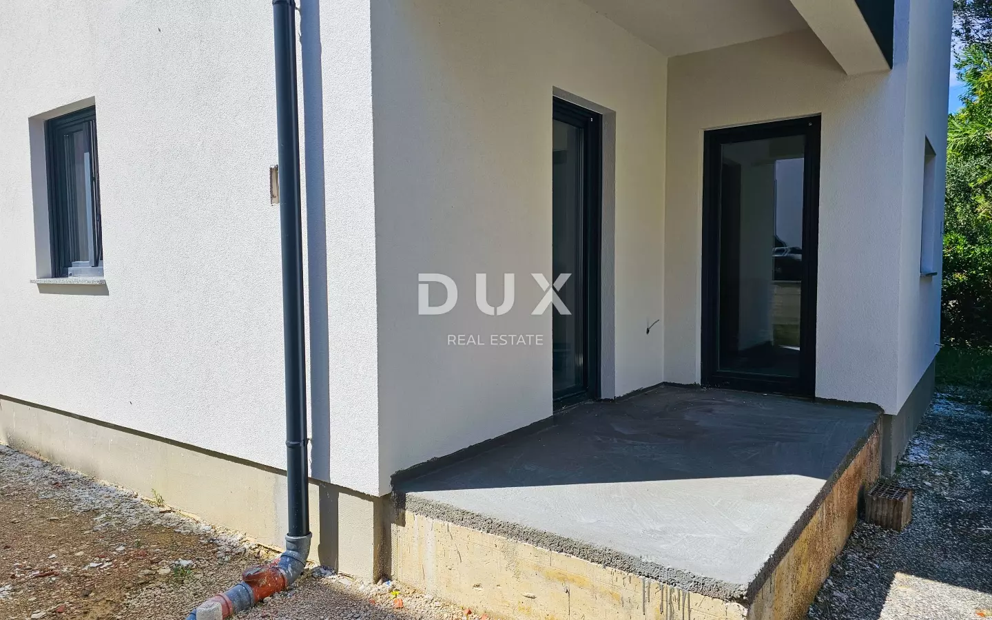 2-bedroom Apartment In Banjol, Croatia (99 M²)