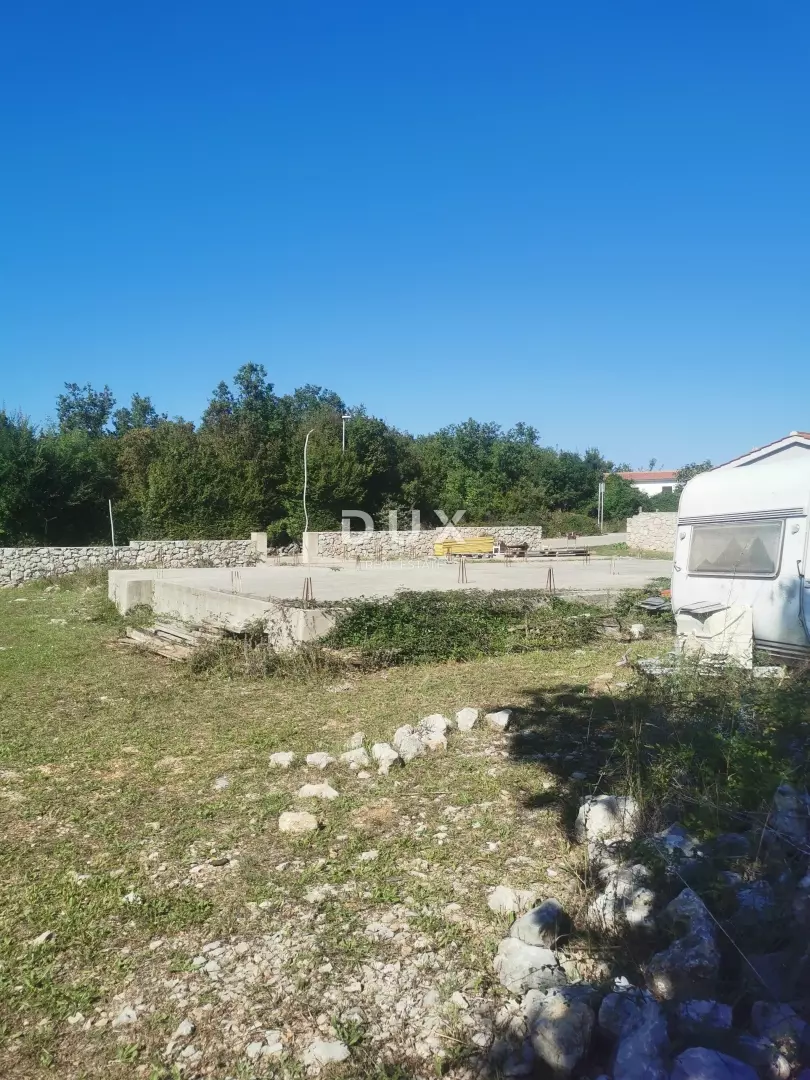 Land In Milohnići, Croatia (800 M²)