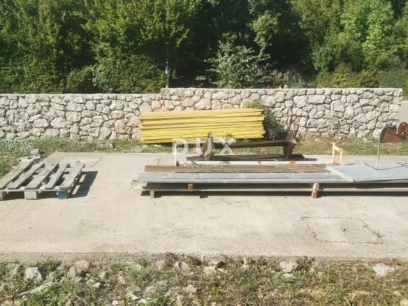 Land In Milohnići, Croatia (800 M²)