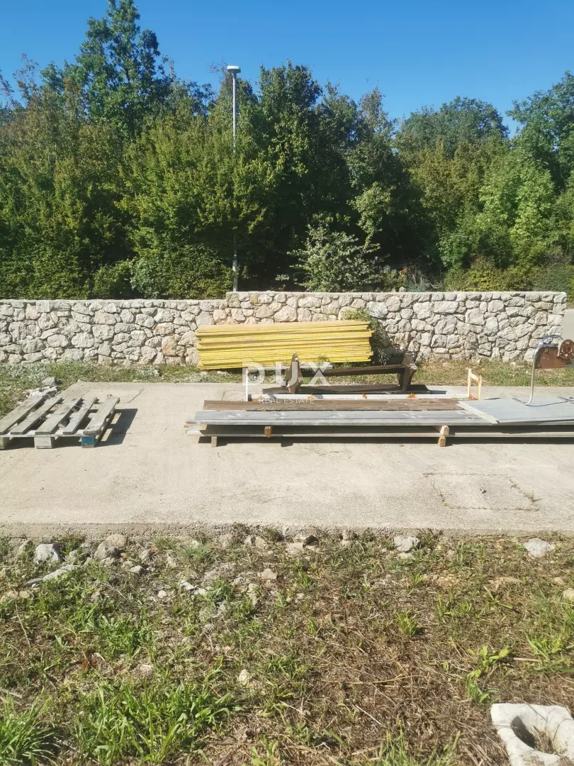 Land In Milohnići, Croatia (800 M²)