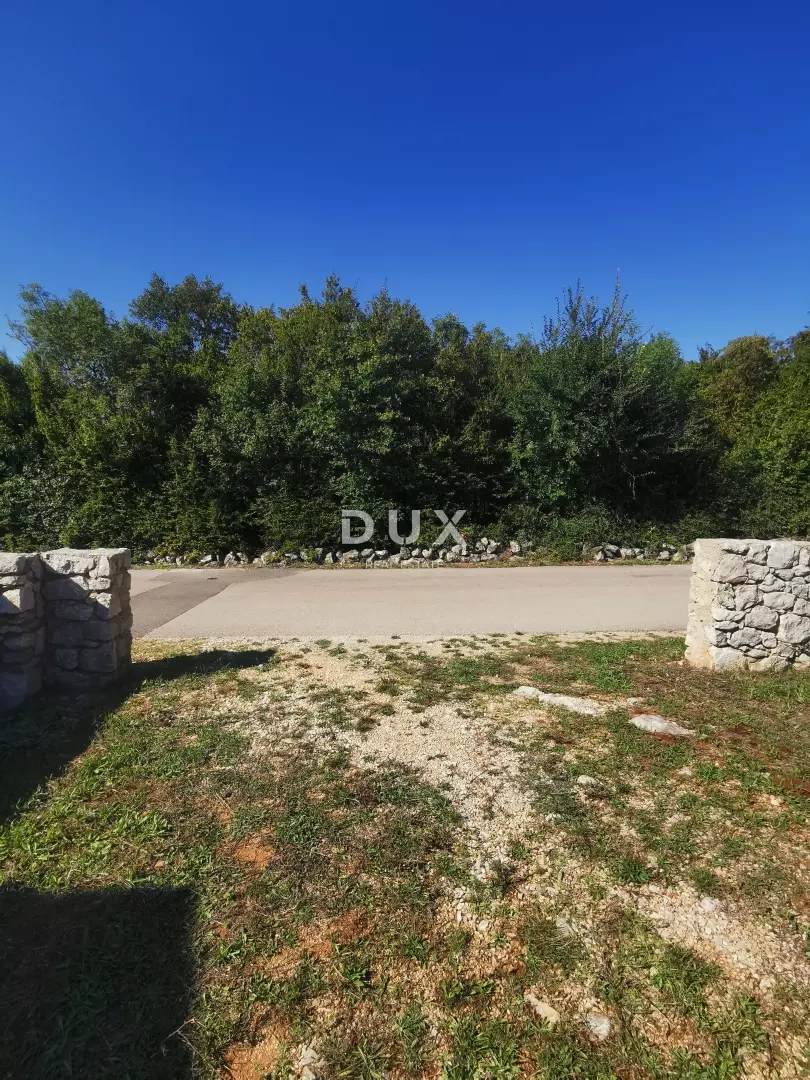 Land In Milohnići, Croatia (800 M²)