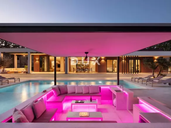3-bedroom Villa In Rovinj, Croatia (200 M²)