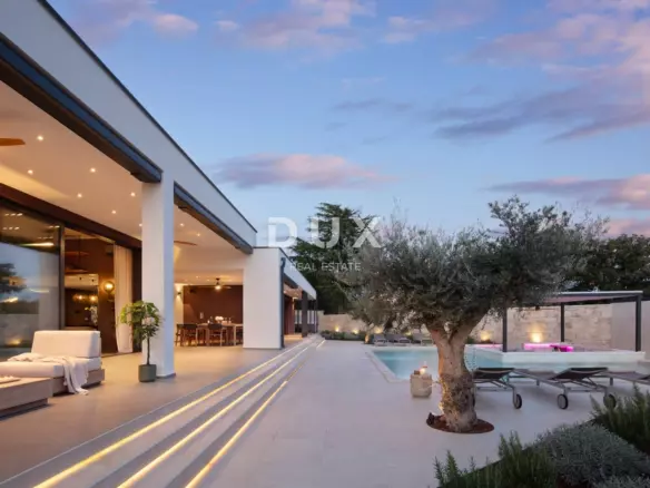 3-bedroom Villa In Rovinj, Croatia (200 M²)