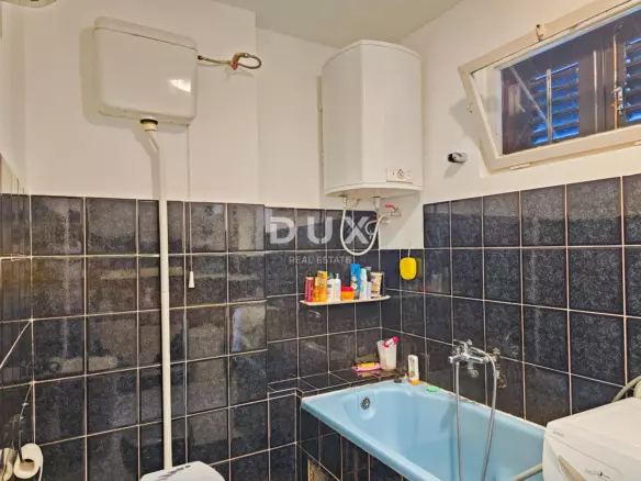 3-bedroom Apartment In Centar, Croatia (104 M²)