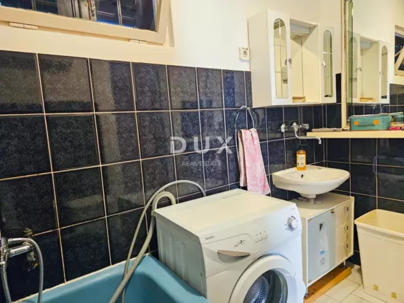 3-bedroom Apartment In Centar, Croatia (104 M²)
