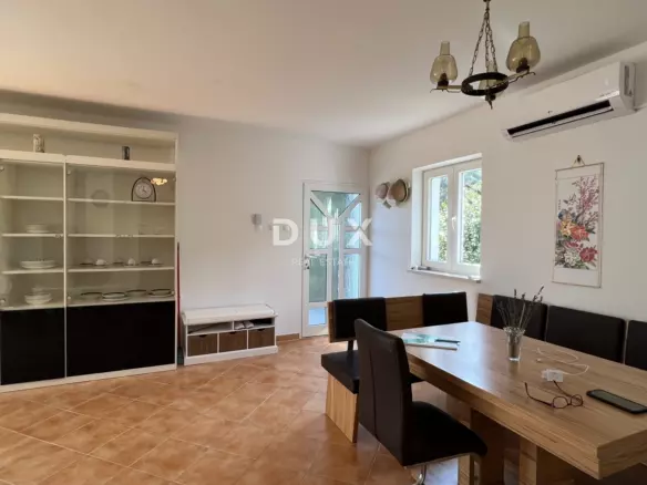 2-bedroom Apartment In Lovran, Croatia (82 M²)