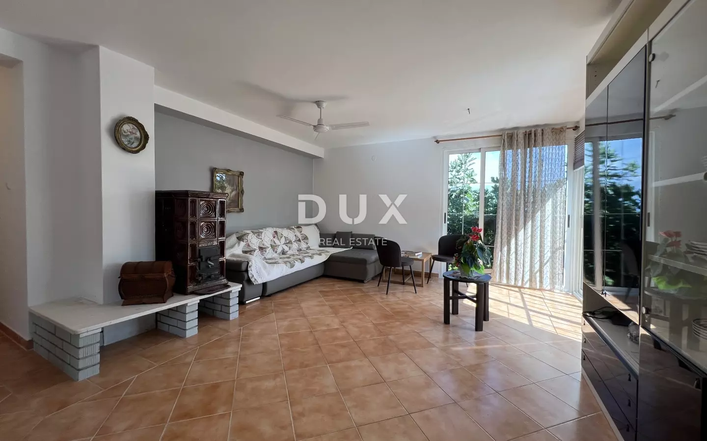2-bedroom Apartment In Lovran, Croatia (82 M²)