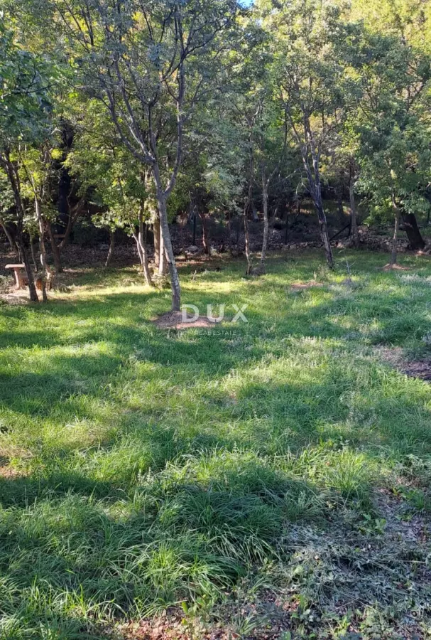 Land In Povile, Croatia (1.083 M²)