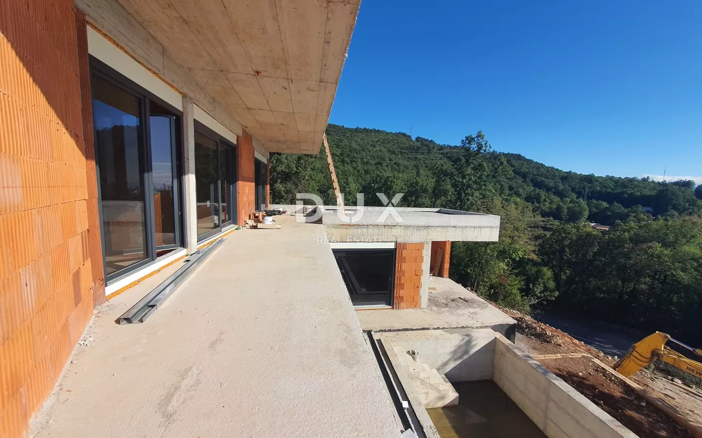 4-bedroom Villa In Veprinac, Croatia (395 M²)