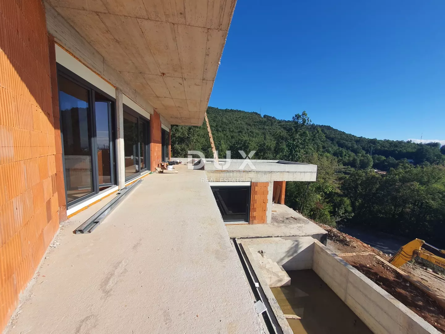 4-bedroom Villa In Veprinac, Croatia (395 M²)
