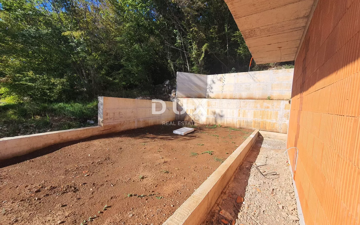 4-bedroom Villa In Veprinac, Croatia (395 M²)