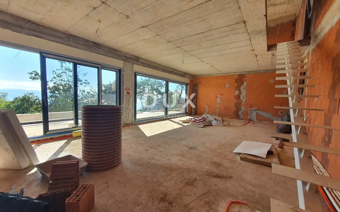 4-bedroom Villa In Veprinac, Croatia (395 M²)