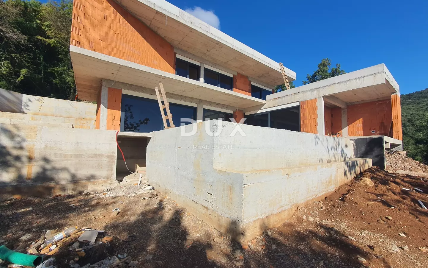 4-bedroom Villa In Veprinac, Croatia (395 M²)