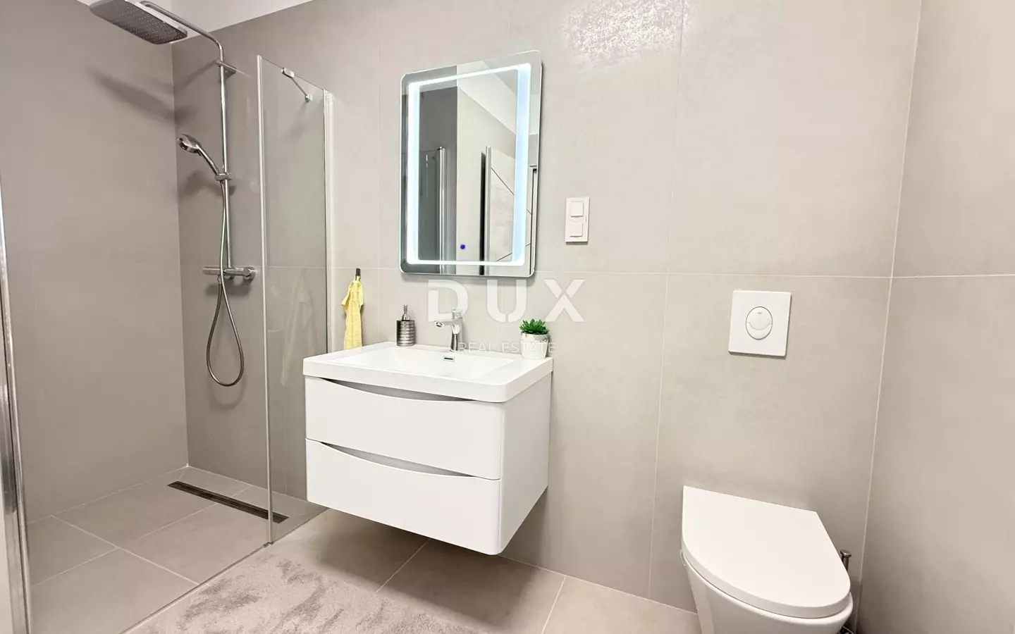 2-bedroom Apartment In Klenovica, Croatia (90,79 M²)