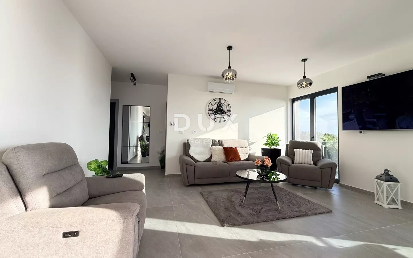 2-bedroom Apartment In Klenovica, Croatia (90,79 M²)