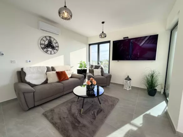 2-bedroom Apartment In Klenovica, Croatia (90,79 M²)