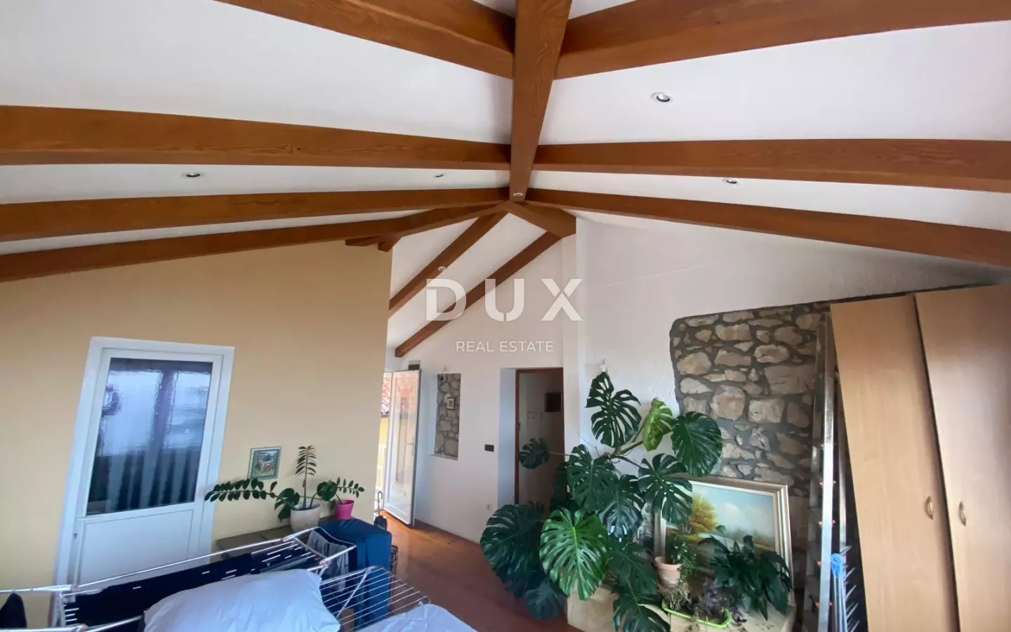 4-bedroom Apartment In Trsat, Croatia (163 M²)