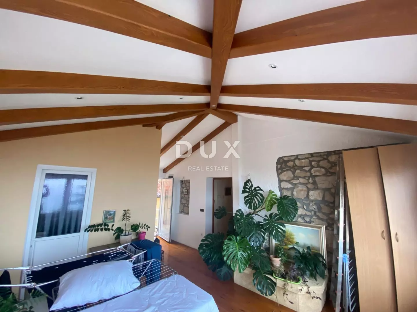 1759246270_whatsapp-slika-2025-09-30-u-17-81d1e7 4-bedroom Apartment In Trsat, Croatia (163 M²)
