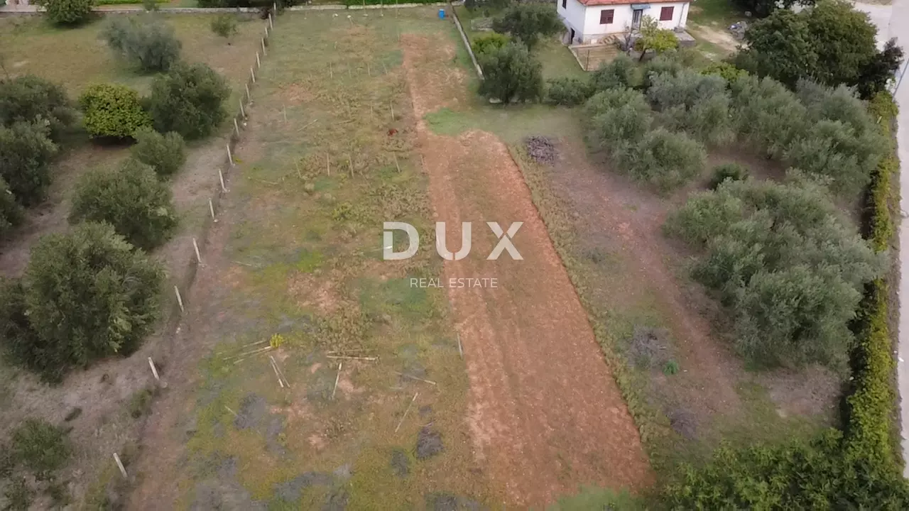 Land In Poličnik, Croatia (2.166 M²)