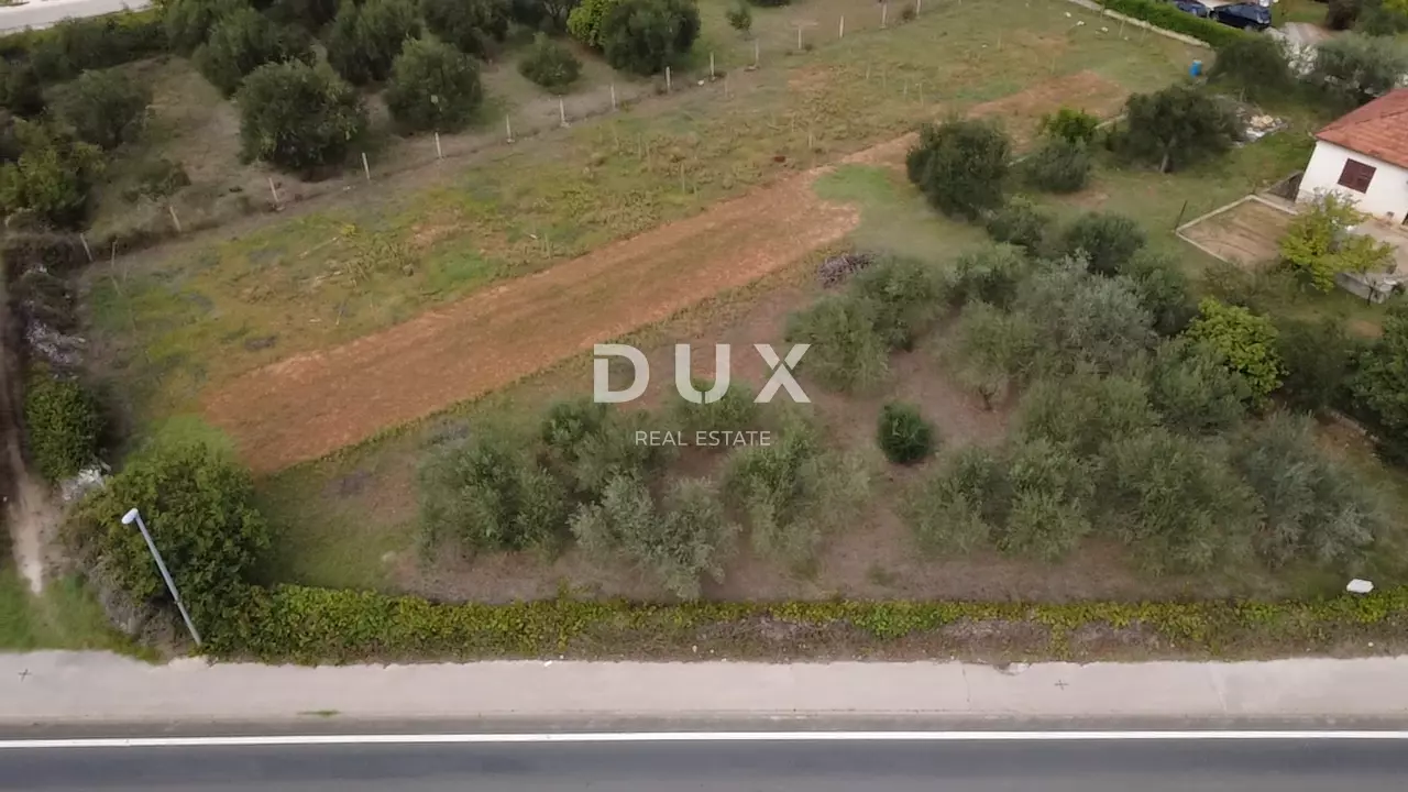 Land In Poličnik, Croatia (2.166 M²)
