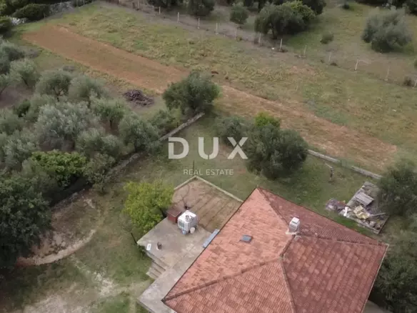 Land In Poličnik, Croatia (2.166 M²)