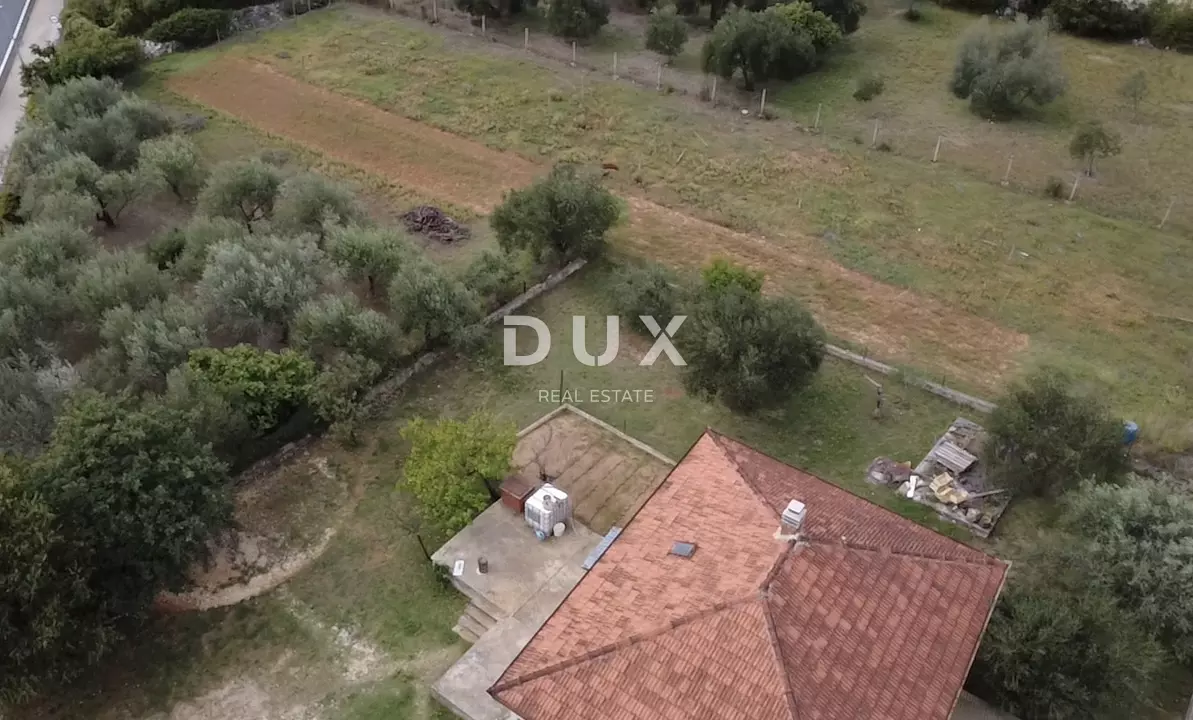 Land In Poličnik, Croatia (2.166 M²)
