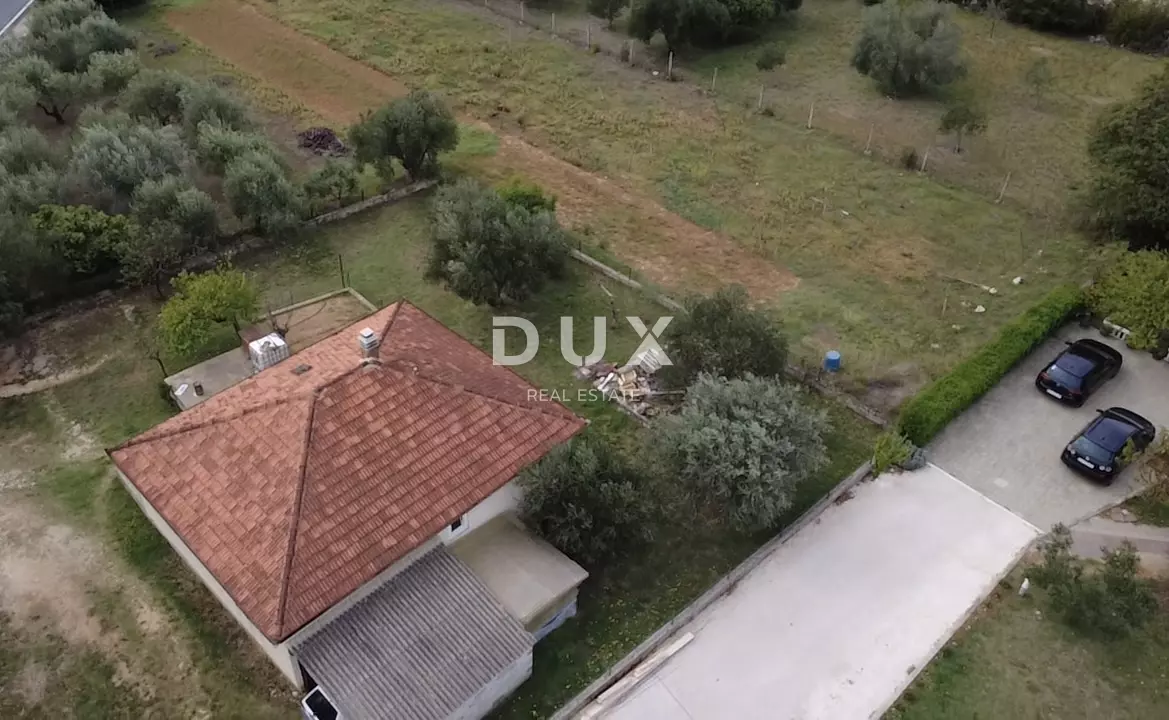 Land In Poličnik, Croatia (2.166 M²)