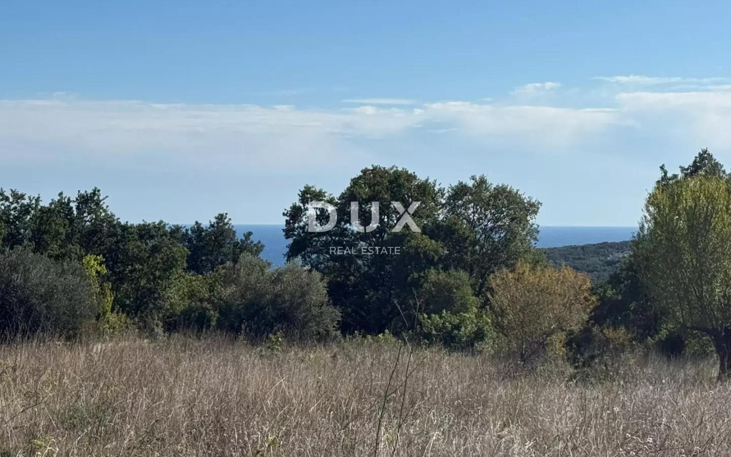 Land In Peruški, Croatia (620 M²)