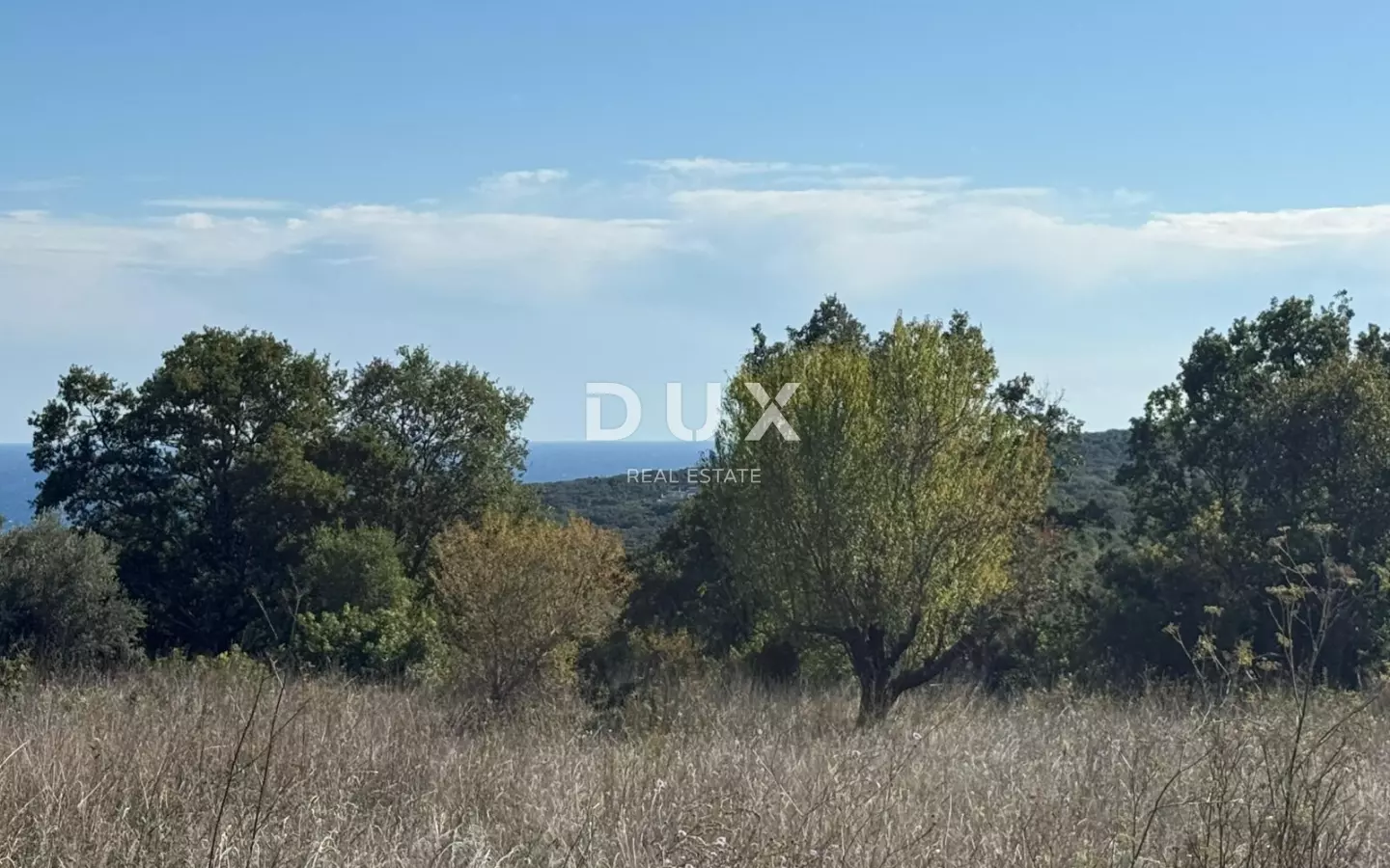 Land In Peruški, Croatia (620 M²)