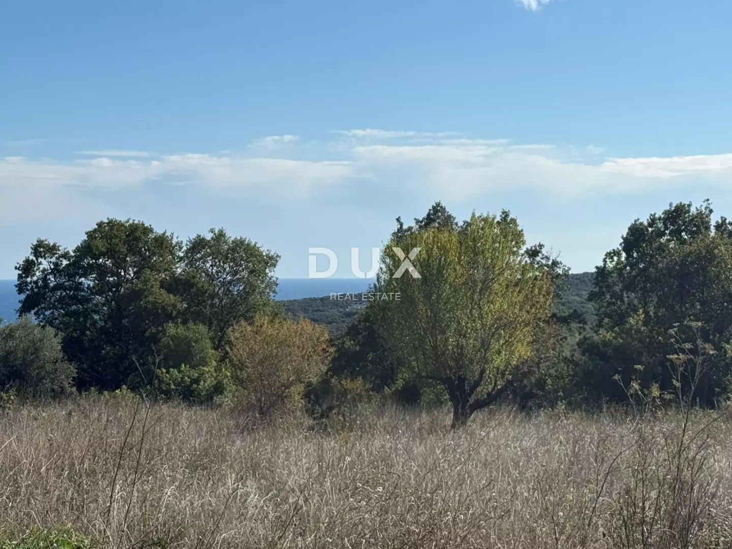 Land In Peruški, Croatia (620 M²)