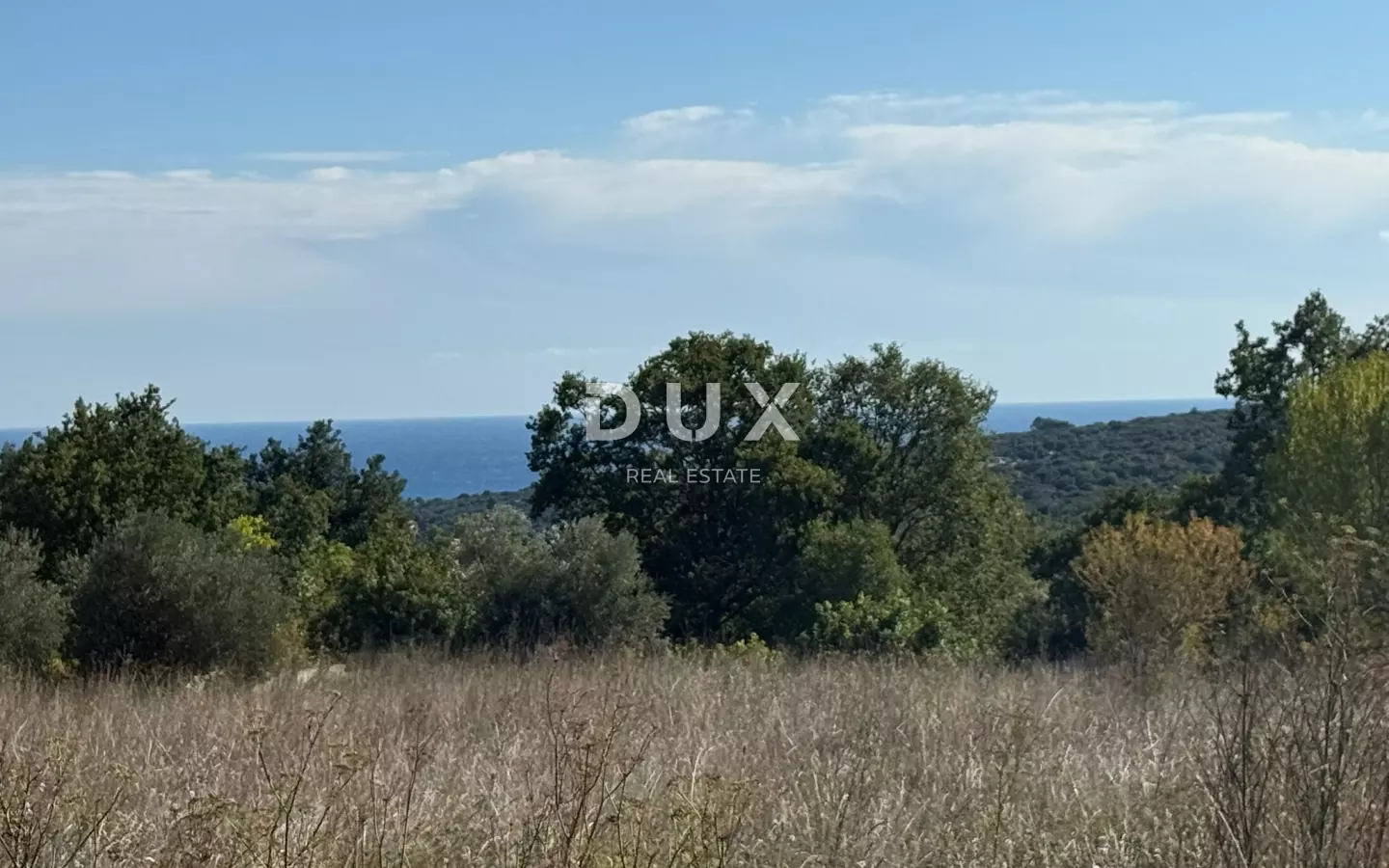 Land In Peruški, Croatia (620 M²)