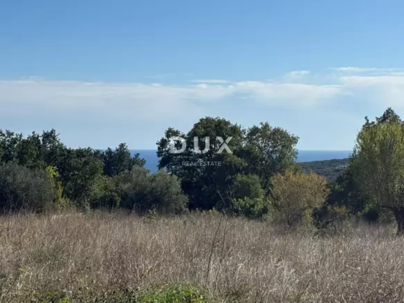 Land In Peruški, Croatia (599 M²)