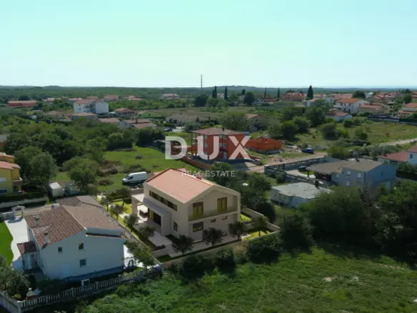 Land In Kaštel