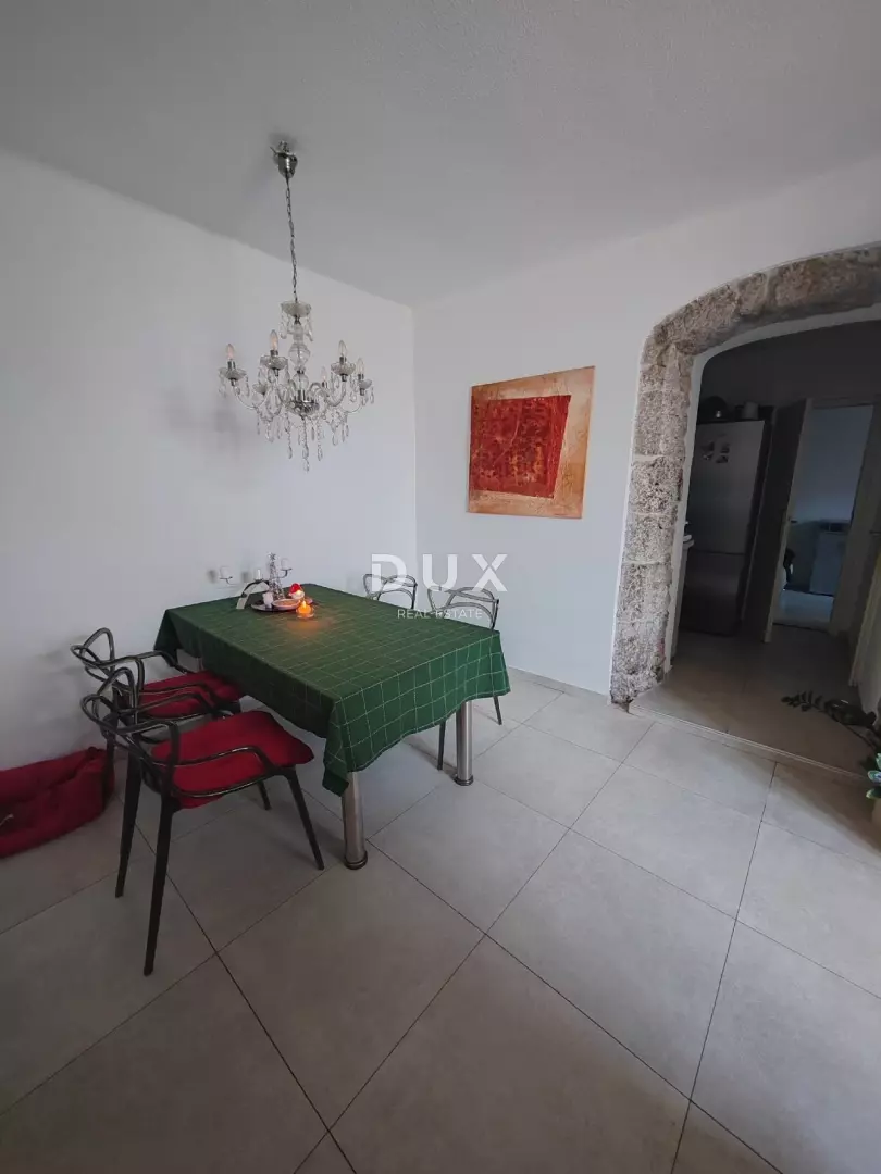 3-bedroom Apartment In Volosko, Croatia (87 M²)