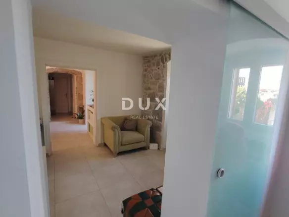 3-bedroom Apartment In Volosko, Croatia (87 M²)