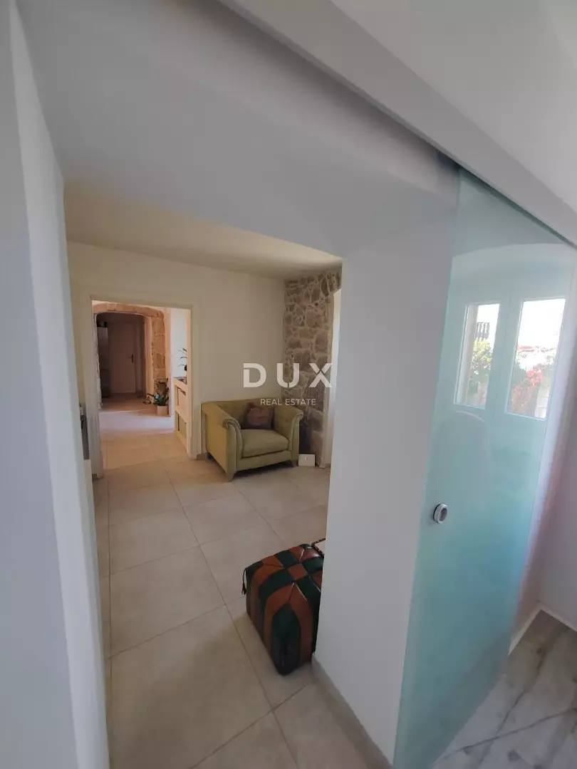3-bedroom Apartment In Volosko, Croatia (87 M²)