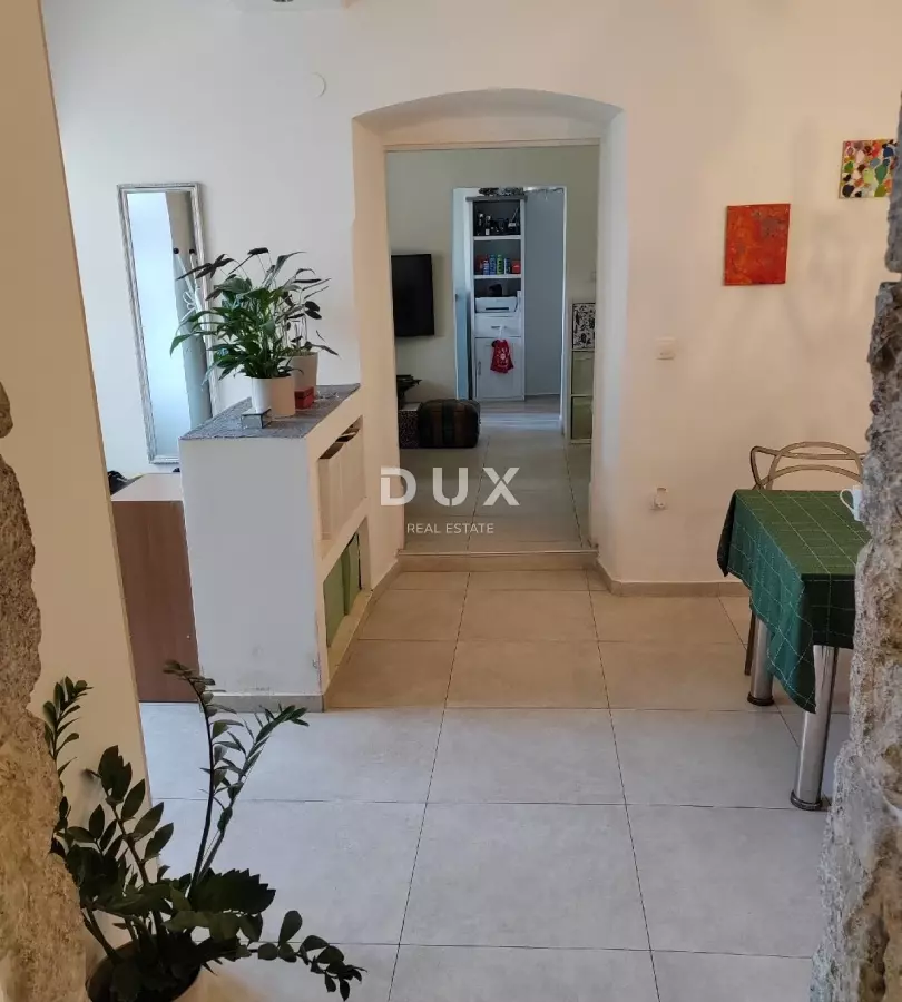 3-bedroom Apartment In Volosko, Croatia (87 M²)