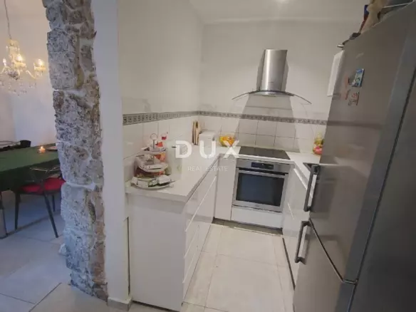 3-bedroom Apartment In Volosko, Croatia (87 M²)