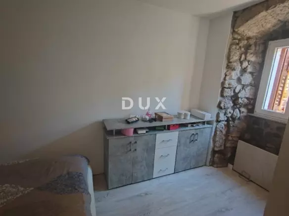 3-bedroom Apartment In Volosko, Croatia (87 M²)