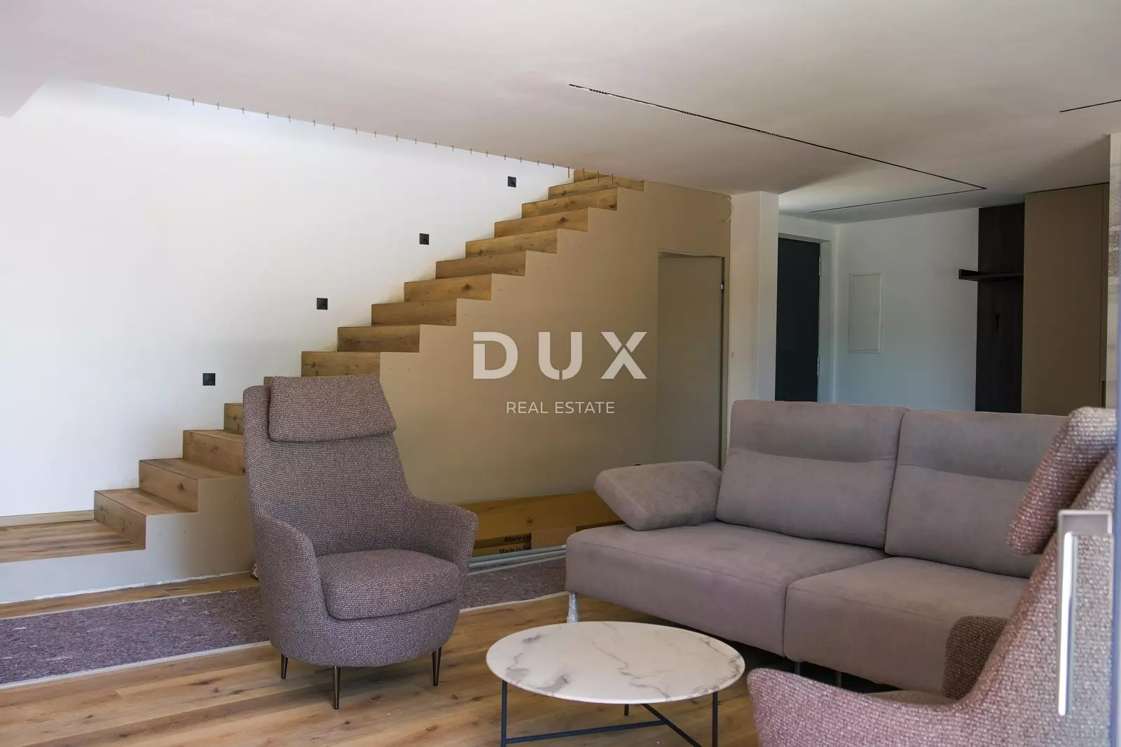 4-bedroom Detached House In Višnjan, Croatia (377 M²)