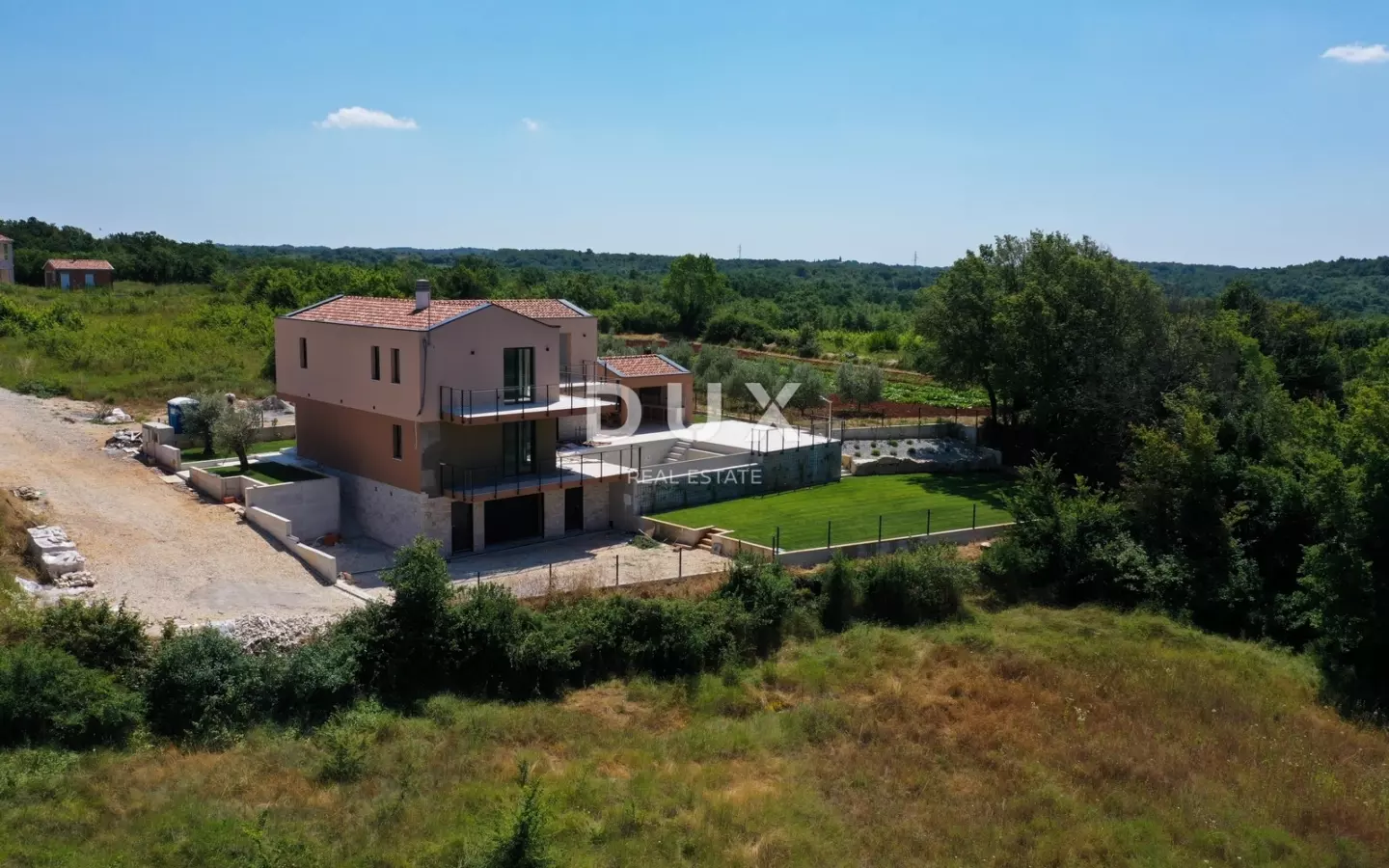 4-bedroom Detached House In Višnjan, Croatia (377 M²)